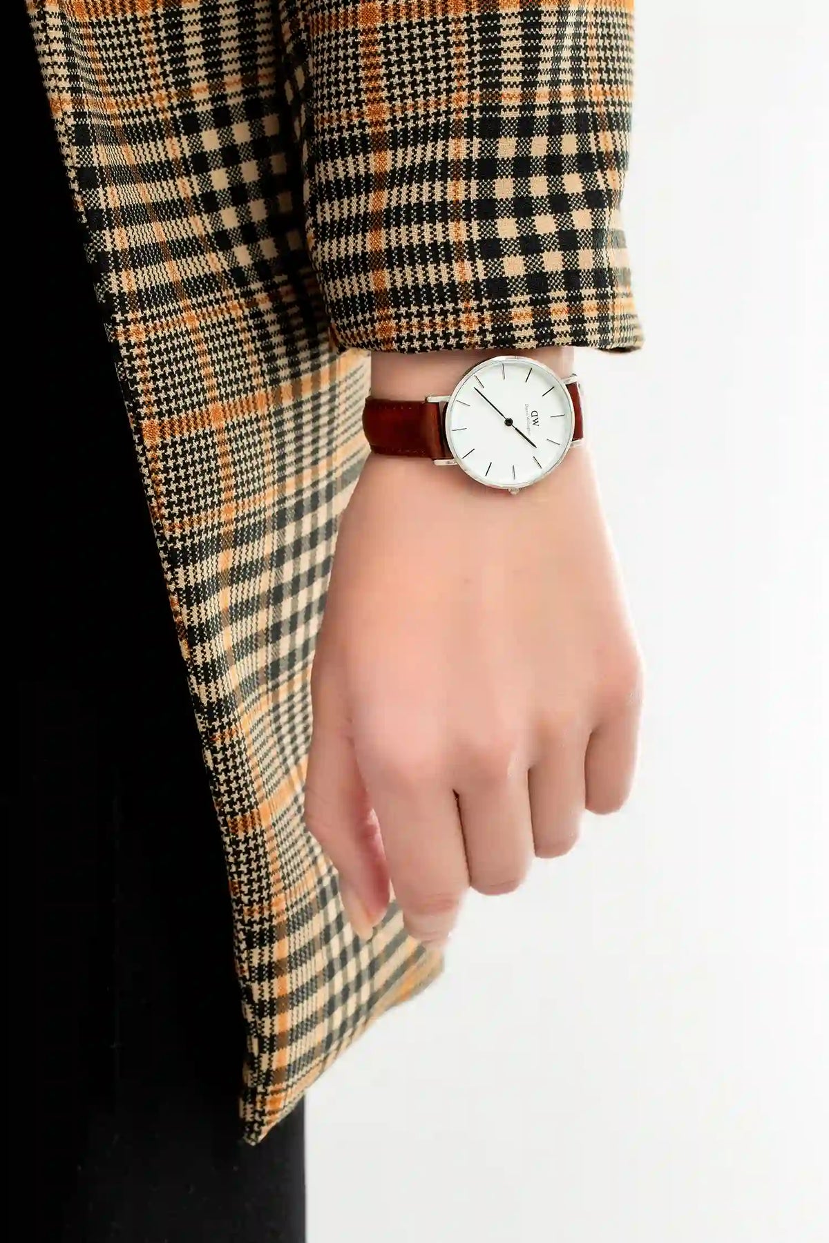 Daniel Wellington Classic Petite St Mawes White Dial Brown Leather Strap Watch For Women - DW00100187