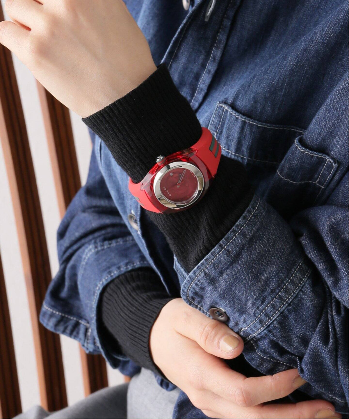 Gucci Sync Quartz Red Dial Red Rubber Strap Watch For Women - YA137303