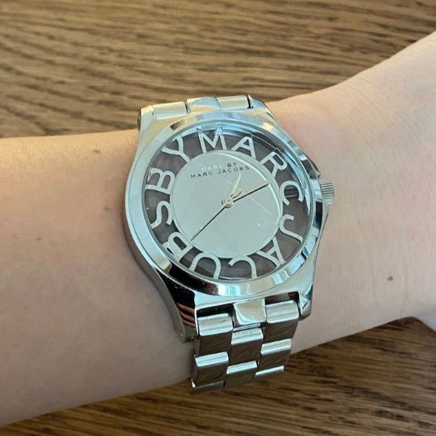 Marc Jacobs Henry Transparent Silver Dial Silver Steel Strap Watch for Women - MBM3205