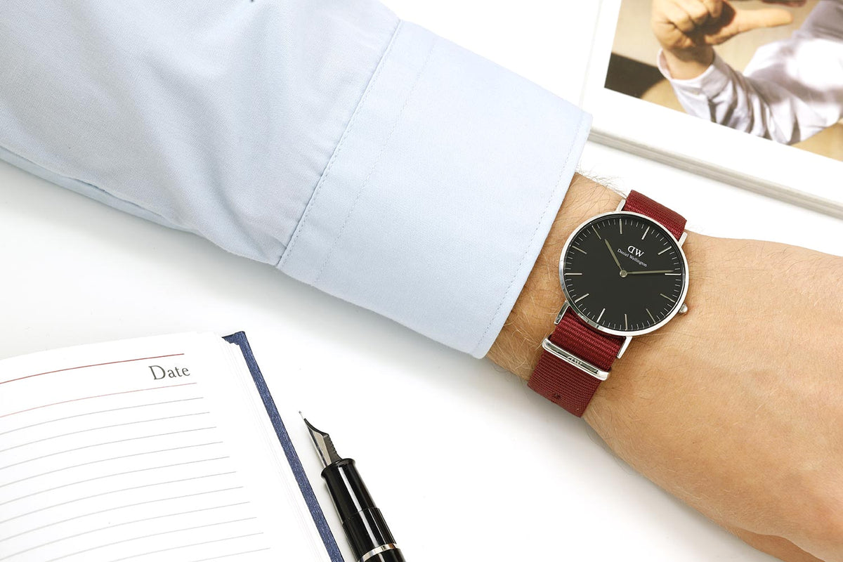 Daniel Wellington Classic Roselyn Black Dial Maroon Nylon Strap Watch For Women - DW00100274