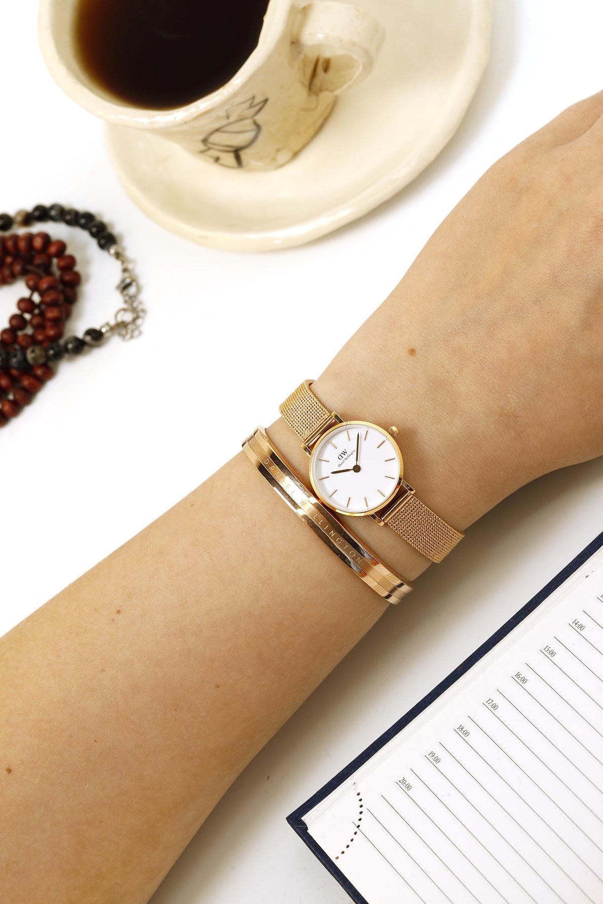 Daniel Wellington Petite Pressed Melrose White Dial Gold Mesh Bracelet Watch For Women - DW00100447