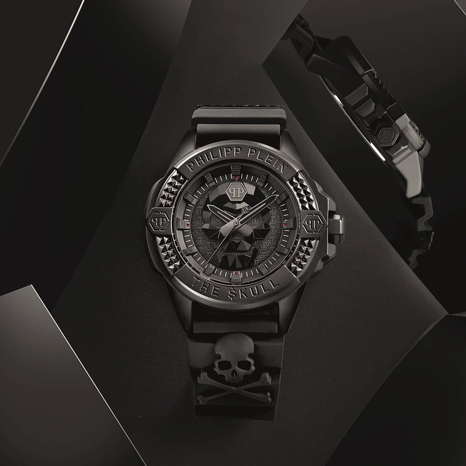 Philipp Plein The Skull Black Dial Black Silicone Strap Watch for Men - PWAAA0721