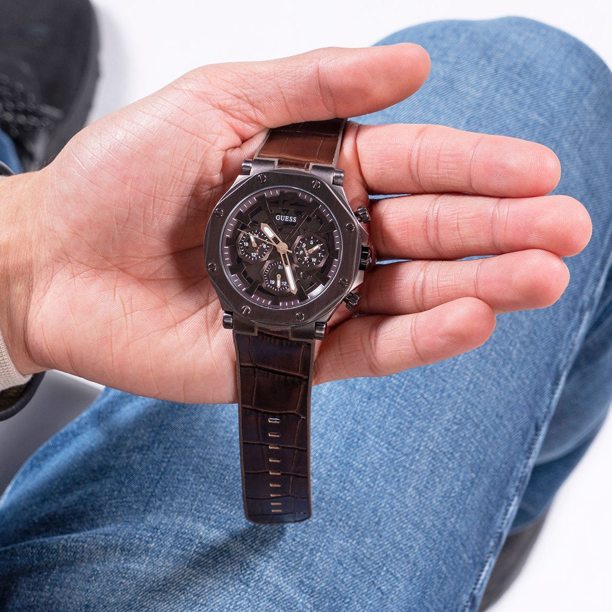 Guess Edge Chronograph Brown Dial Brown Leather Strap Watch For Men - GW0492G2