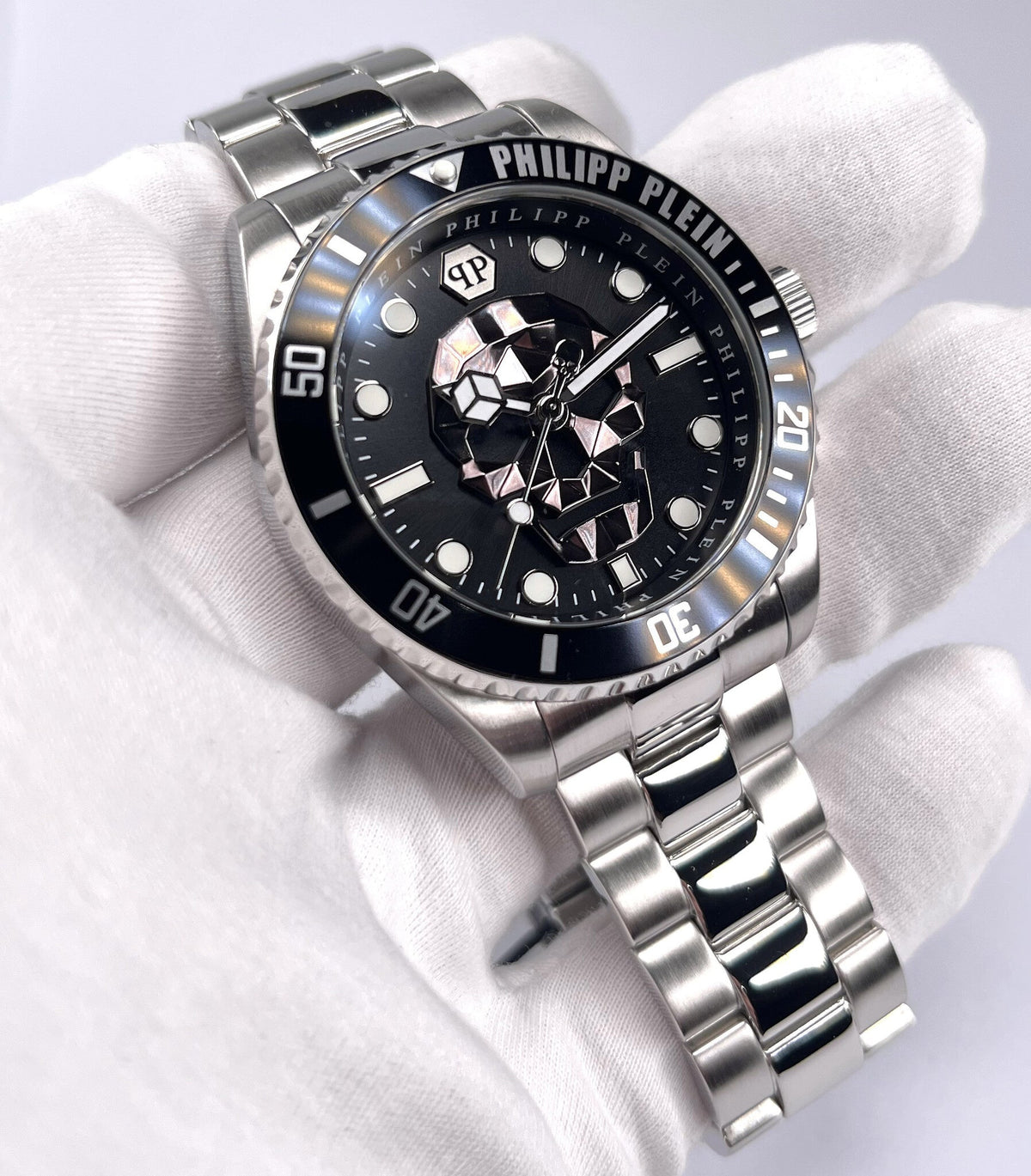 Philipp Plein The $kull Diver Black Dial Silver Stainless Steel Strap Watch For Men- PWOAA0522
