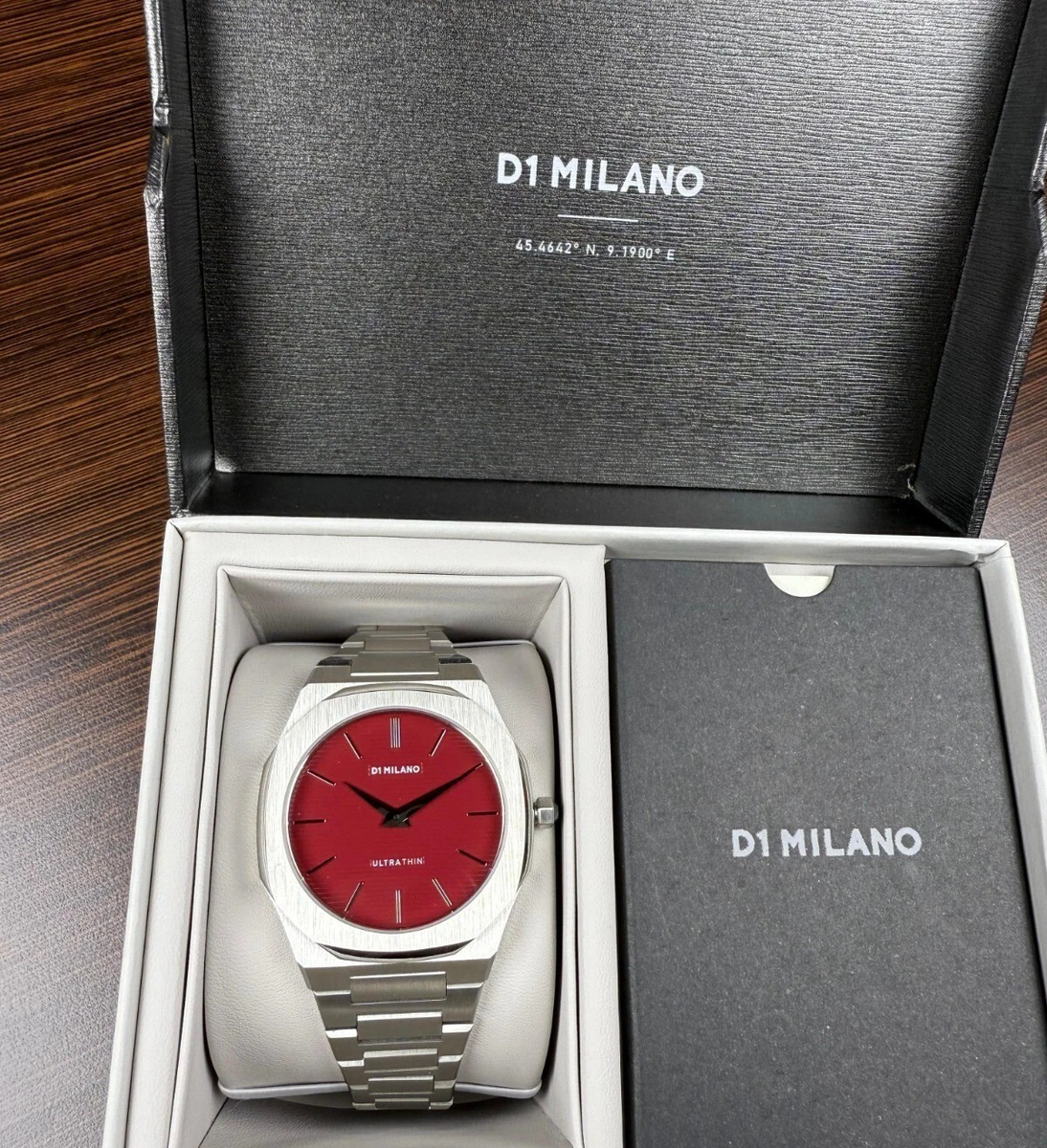 D1 Milano Ultra Thin Bordeaux Red Dial Silver Steel Strap Watch for Unisex - D1-UTBJ11