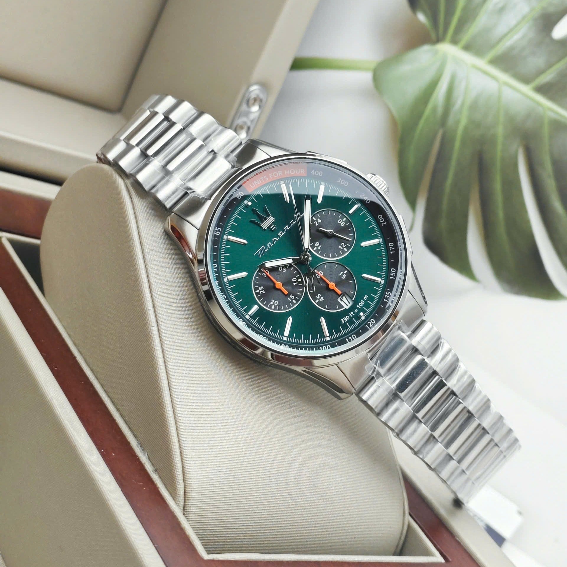 Maserati Sorpasso Chronograph Green Dial Silver Steel Strap Watch for Men - R8873624002
