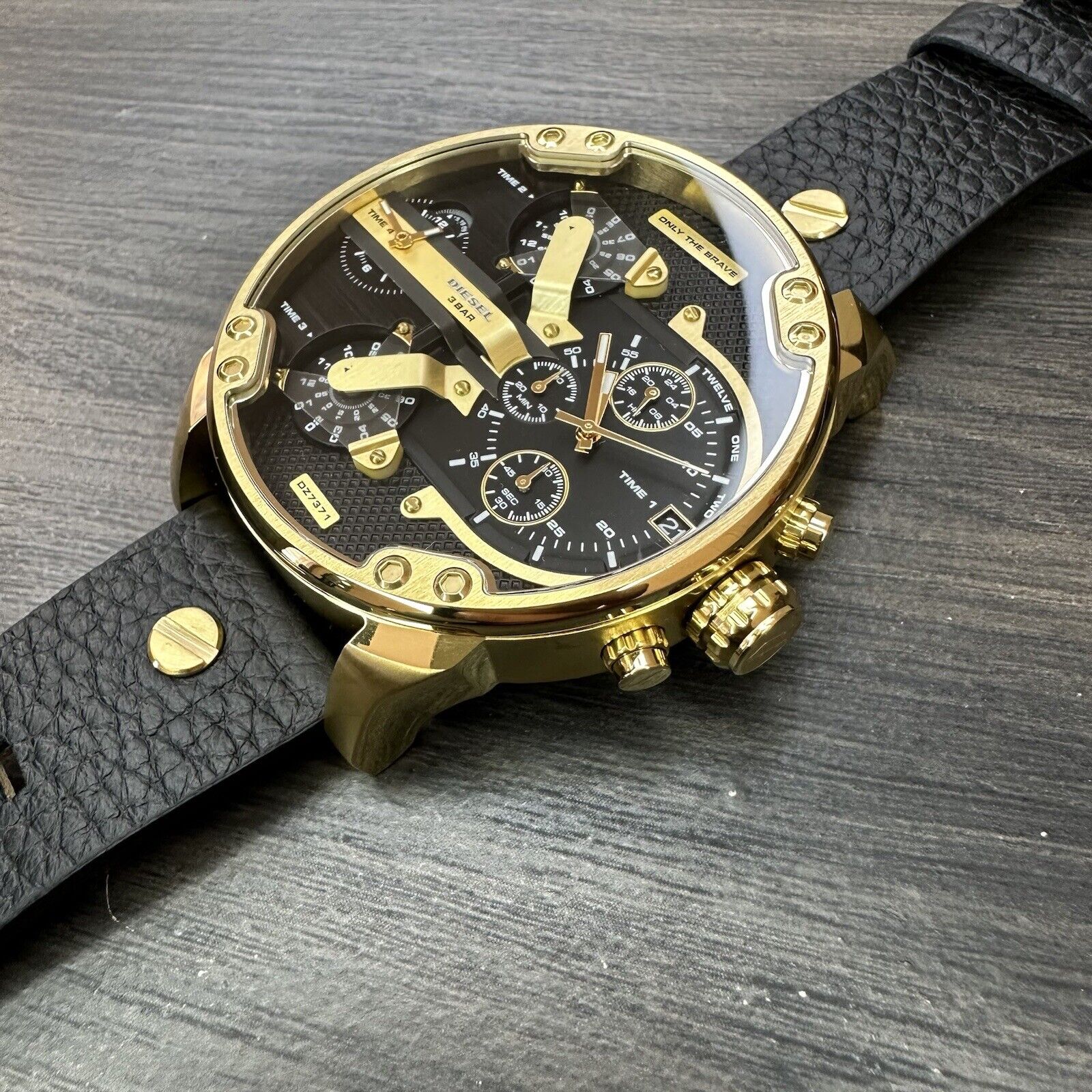 Diesel Mr Daddy Chronograph Black Dial Black Leather Strap Watch For Men - DZ7371